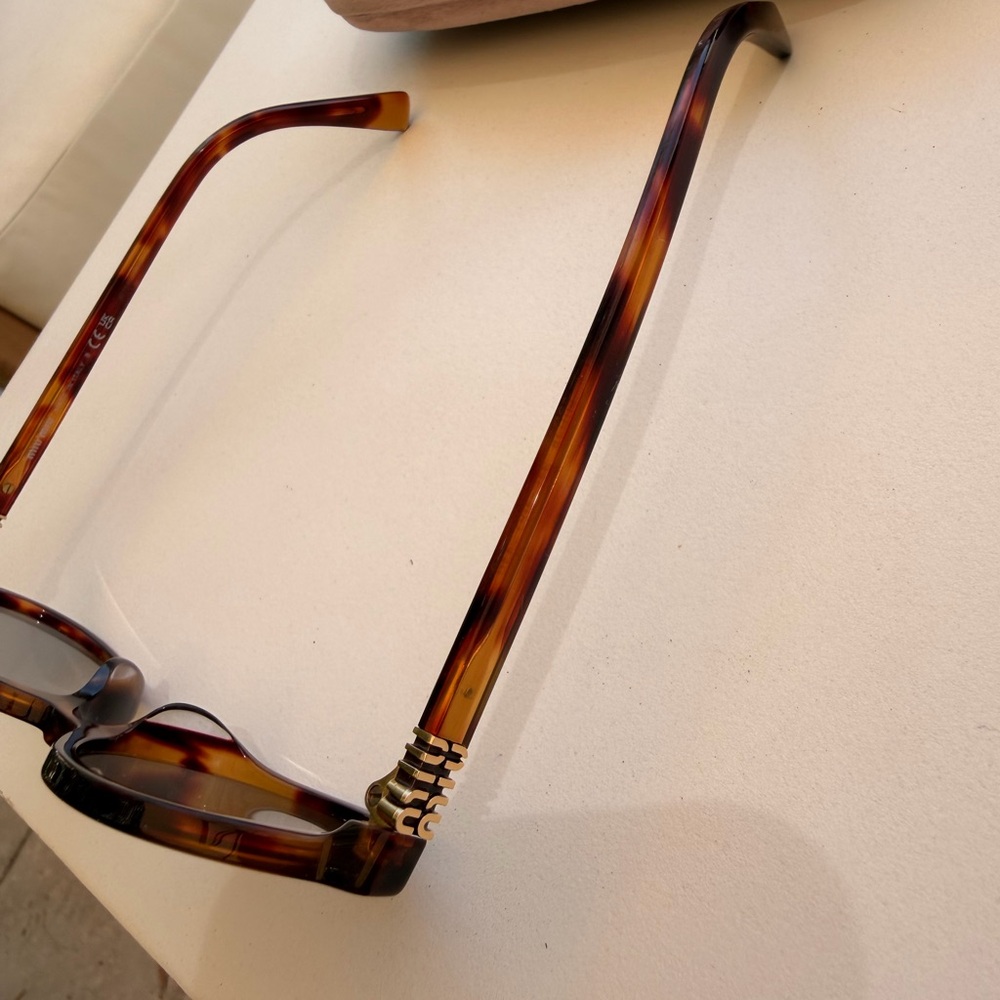 Miu Miu oval sunglasses - Picture 4 of 4